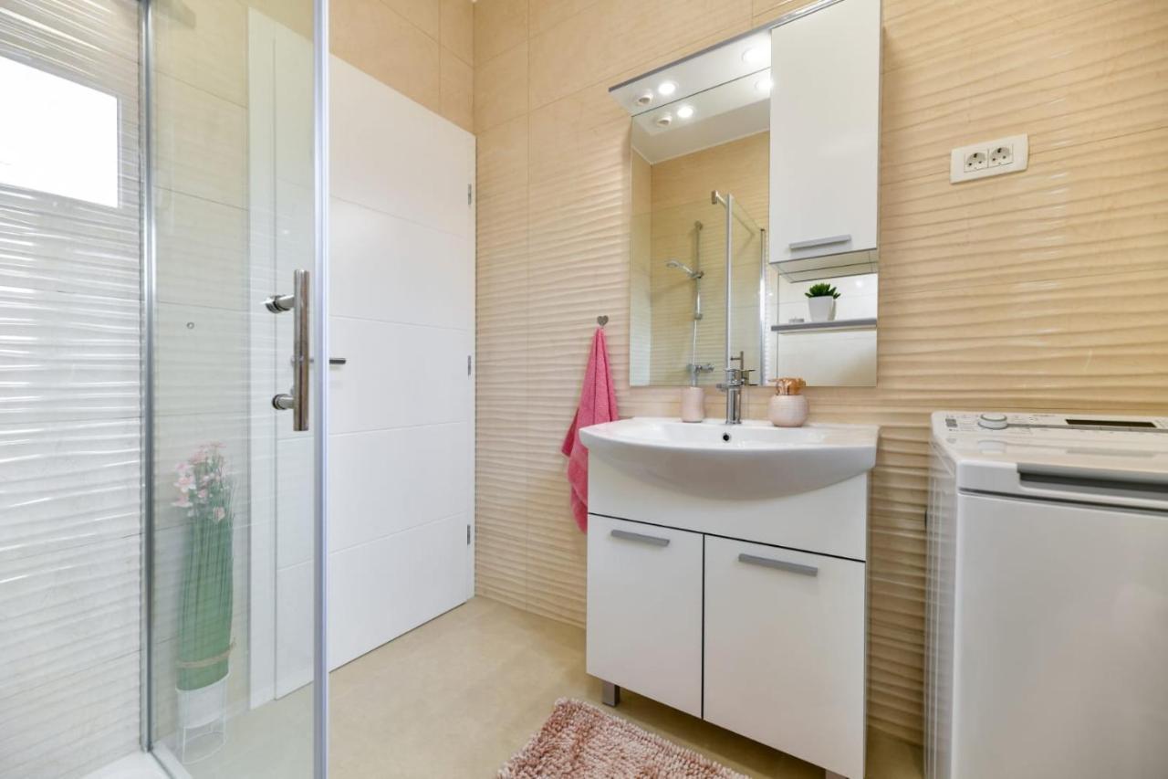 Family Apartment Amare Zadar Exterior foto